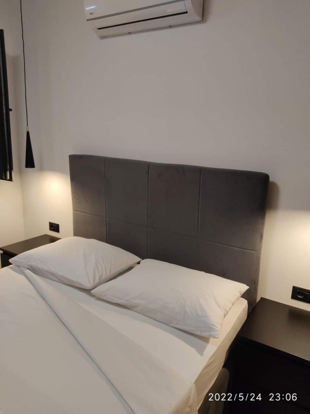 Apartments "Lory" -บาชกาโวดา ภายนอก รูปภาพ